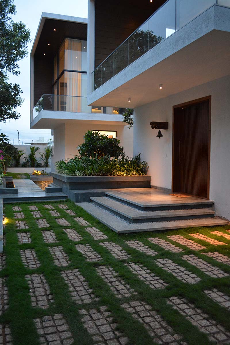 Architect Abin Chaudhuri courtyard house