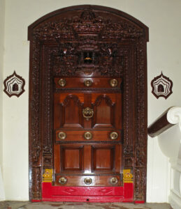 3_main-entry-doorthalai-vaasal