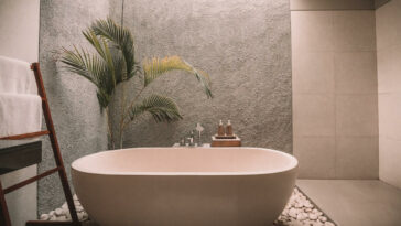 Easy Ideas for A New Bathroom Look