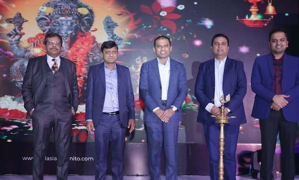 asian-granito-management-launches-exclusive-agl-bathware-range-nationally-at-a-dealer-meet-in-new-delhi-3