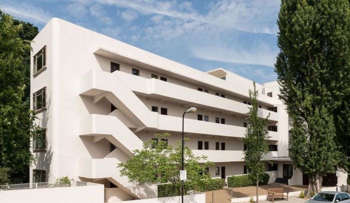 The Bauhaus Architecture - The Tiles of India