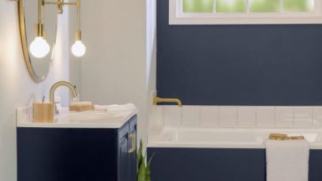 White And Navy En-Suite Bathroom_8