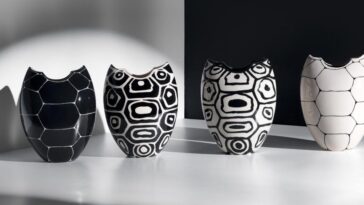 Discover Rometti Artistic Vase Collection at Opulin