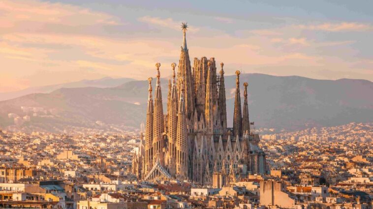 Antoni Gaudí Architect